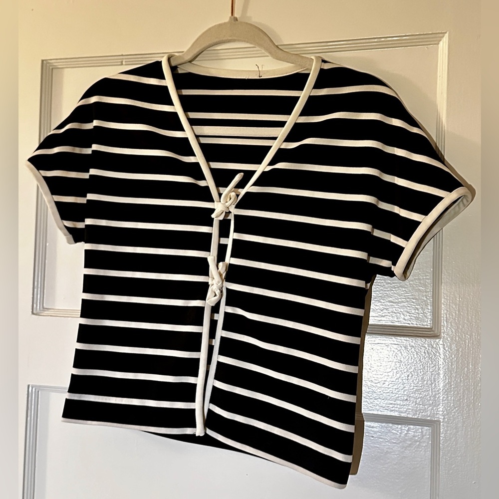 Black & White Tie Up Shirt